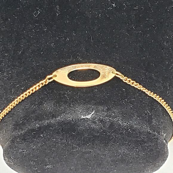 Avon Oval Gold Tone Link Chain Bracelet 4.25" Minimalist Classic Simple Basic - Picture 2 of 4